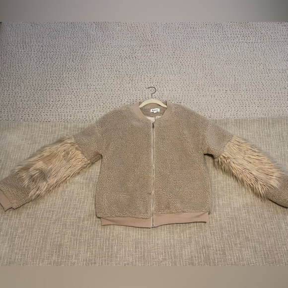 Faux shearling zip bomber jacket in light camel size Large - Picture 2 of 4